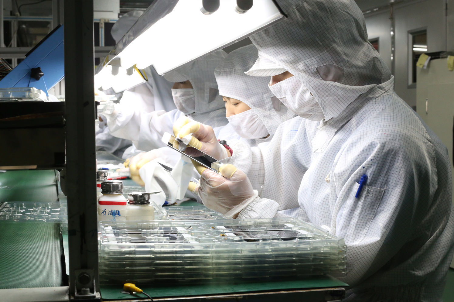 多點(diǎn)觸摸屏價(jià)格,批量生產(chǎn)價(jià)格貴嗎? 多點(diǎn)觸摸屏價(jià)格,批量生產(chǎn)價(jià)格貴嗎?